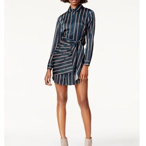 ✨✨J.O.A Green Striped Wrap Dress ✨✨